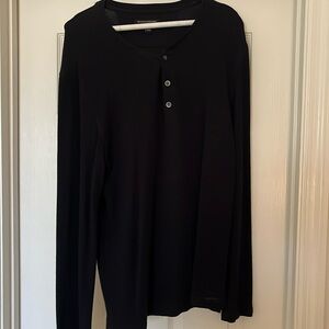 Long sleeve, 3 button shirt